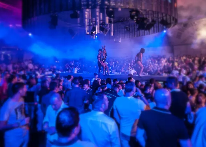 Cazare-mamaia Ro Apartment